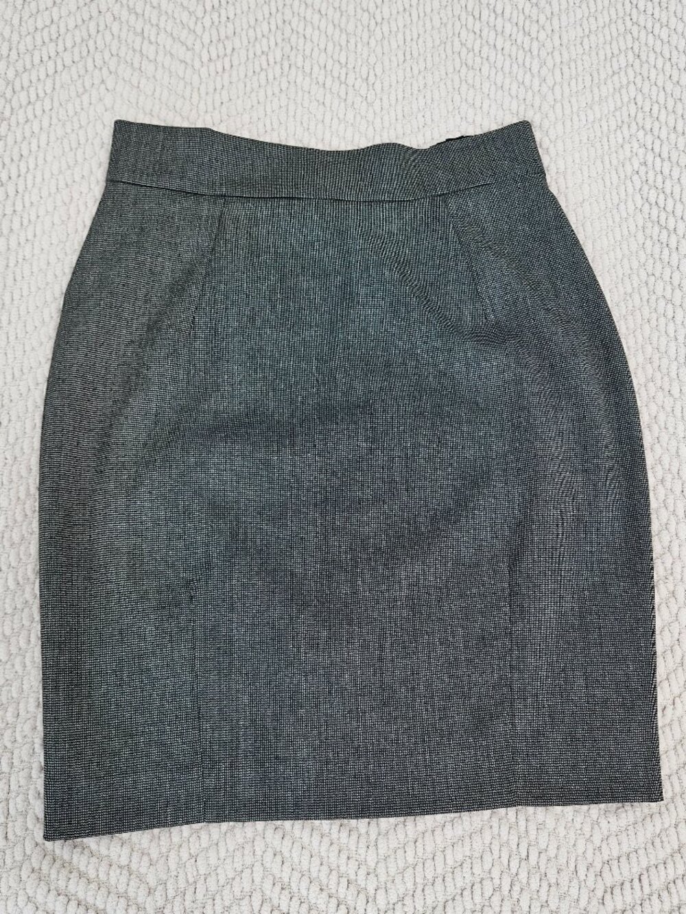 H&M Gray Pin-Dot High-Waisted Pencil Skirt Lined Back Slit Size 6